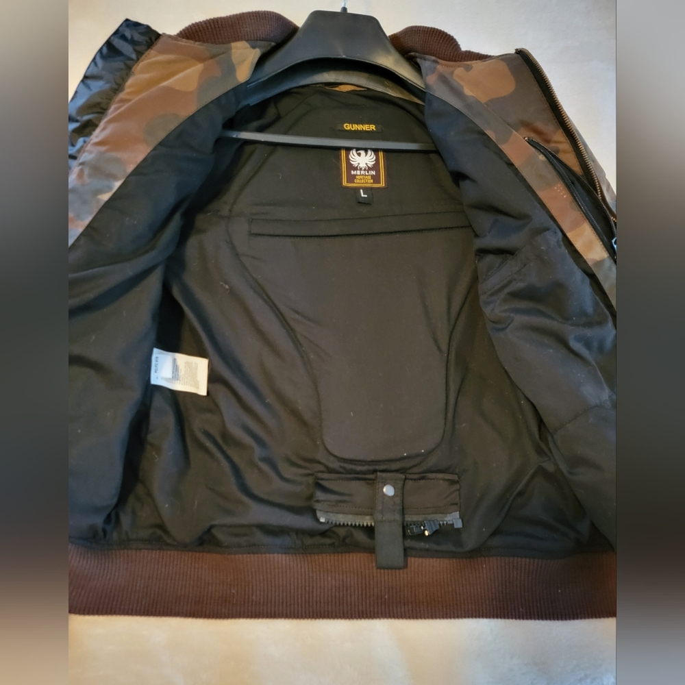 Motorcycle jacket - Picture 2 of 4